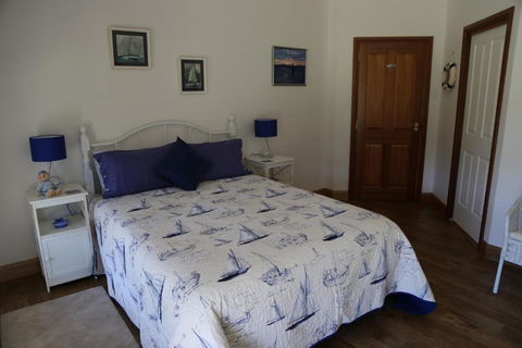 BellbirdHill Bed & Breakfast - Darwin Tourism 4