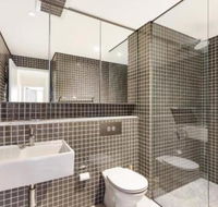 Surry Hills Modern Two Bedroom 13 CRN - Darwin Tourism