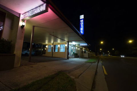 Liberty Plains Motor Inn - Darwin Tourism 1