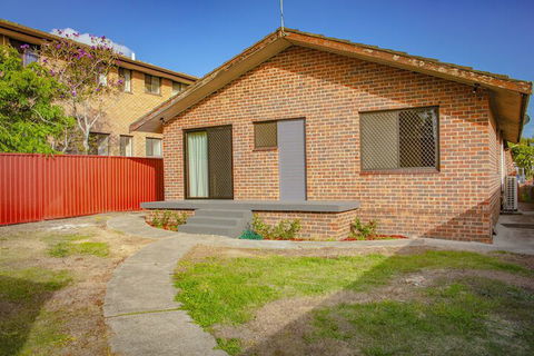 Liberty Plains Motor Inn - Darwin Tourism 4
