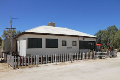 Hamelin Pool Caravan Park - Darwin Tourism 0