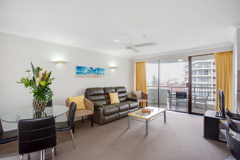 Pacific Resort Broadbeach - Darwin Tourism 5