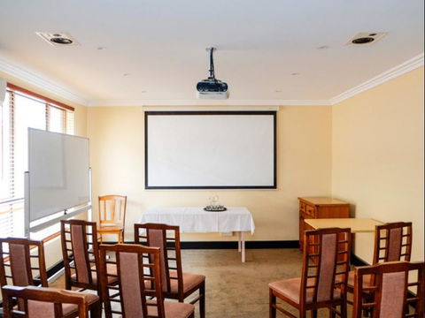 Reef Motor Inn - Darwin Tourism 2