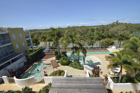 Seachange Coolum Beach - Darwin Tourism 2