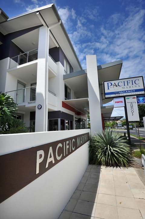 Pacific Marina Apartments - Darwin Tourism 1