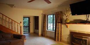 The Keepers Cottages - Darwin Tourism 5