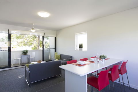 Western Sydney University Village - Campbelltown Campus - Darwin Tourism 5