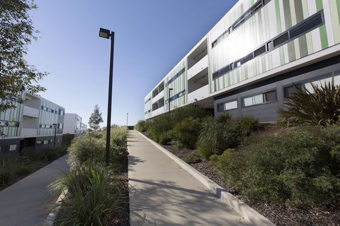 Western Sydney University Village - Campbelltown Campus - Darwin Tourism 0