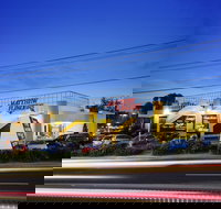 Nightcap at Matthew Flinders Hotel - Darwin Tourism