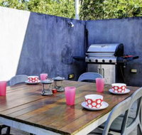 Macondo Seal Rocks - Darwin Tourism