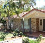 FRANGIPANI BEACH HOUSE PET FRIENDLY 22 Belbourie Cres Boomerang Beach - Darwin Tourism