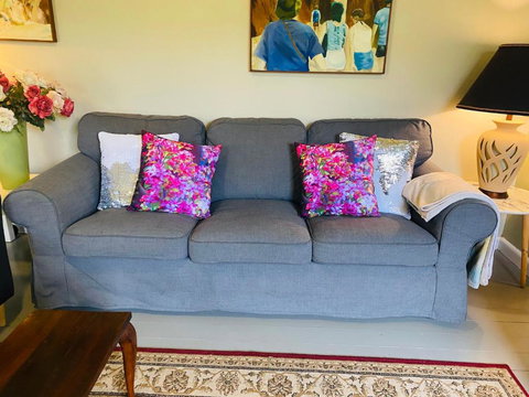 Bush Retreat Farm House - Darwin Tourism 3