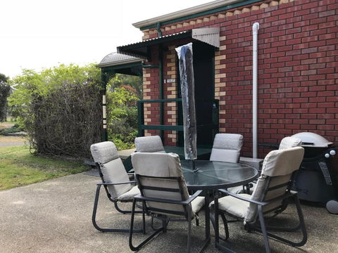 Fairy Wren Cottage Country To Coast Retreat - Darwin Tourism 2
