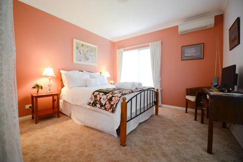 A Tranquil Retreat - Darwin Tourism 6