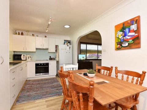Summerfield Cottage Hunter Valley Renovated House In Central North Rothbury - Darwin Tourism 3