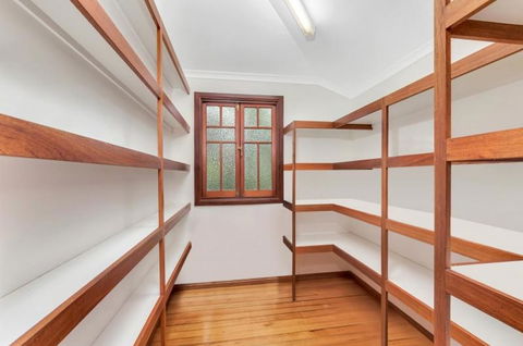 Edge Hill Holiday Home / Cairns - Darwin Tourism 6
