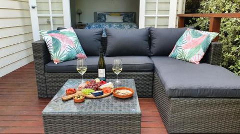 A Coonawarra Experience - Darwin Tourism 1