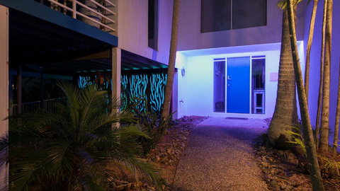 Utopia Beach House - Darwin Tourism 2