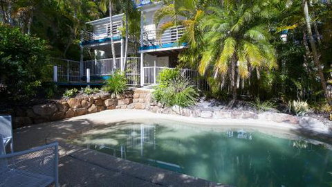 Utopia Beach House - Darwin Tourism 6