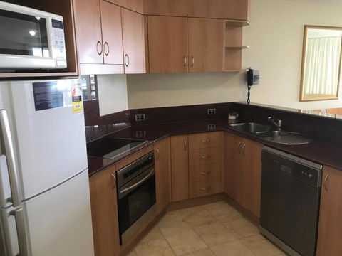 Beachside Mooloolaba Apartment With A View! - Darwin Tourism 2