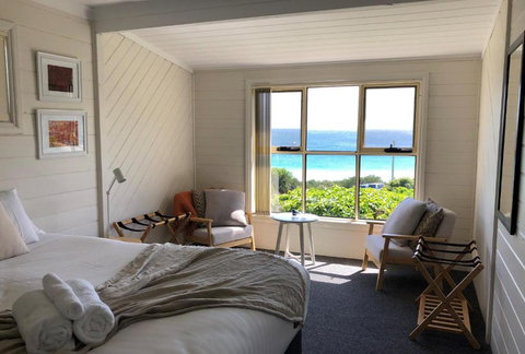 BURGESS COTTAGE King Bed For Couples - Darwin Tourism 4