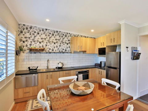 Jervis Bay Beach Shack Pet Friendly - Darwin Tourism 1