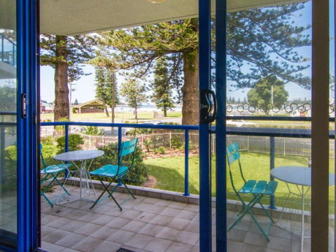 Heritage 102 Great Water Views - Darwin Tourism 5