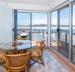 Fairholme 8 Perfect Lakefront Position - Darwin Tourism