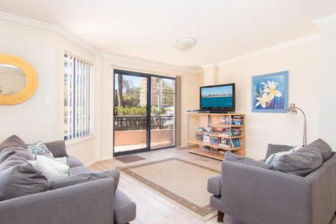 Millennium 102 With Pool In Complex - Darwin Tourism 6
