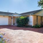 1 / 4 Huntly Close - Darwin Tourism 0