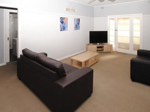 59 Wharf Street Opposite Bowling Club - Darwin Tourism 4