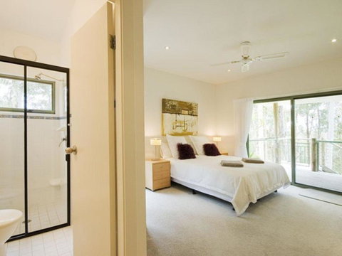 Karingal Just Minutes From Blueys Beach - Darwin Tourism 6