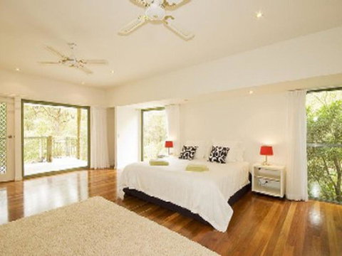 Karingal Just Minutes From Blueys Beach - Darwin Tourism 2