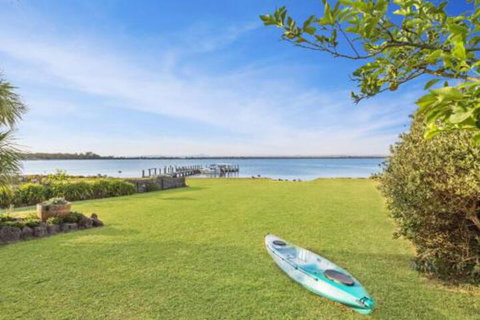 Eagle Point Getaway Waterfront Serenity! - Darwin Tourism 7