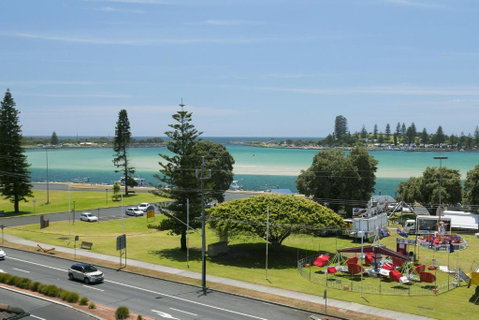 Mirage Unit 502 6 8 Manning Street - Darwin Tourism 4