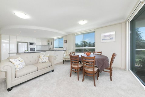 Mirage Unit 502 6 8 Manning Street - Darwin Tourism 1