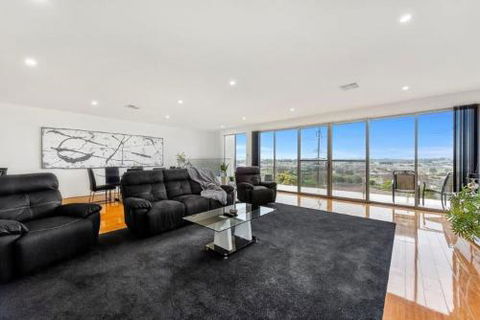 BENGALEE EXECUTIVE TOWNHOUSE MODERN & STYLISH - Darwin Tourism 6