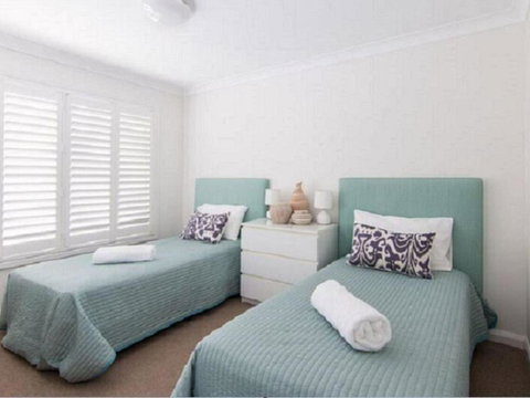 12 Cliff Road - Darwin Tourism 6