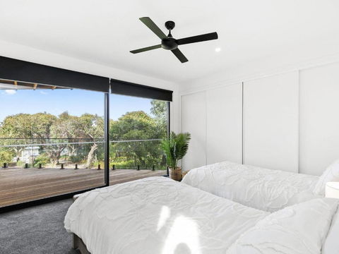 POINT BREAK NEW LISTING 2019 - Darwin Tourism 5