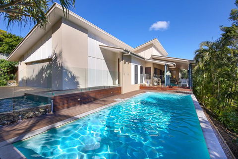 20 Avalon Street Coolum Beach Pets Welcome - Darwin Tourism 1