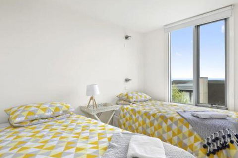 POINT GREY APARTMENT 2 Ocean VIews With Wifi - Darwin Tourism 6