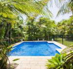 Beachfront Pool House Absolute beachfront - Darwin Tourism