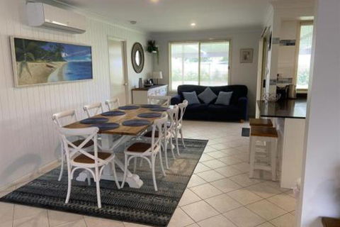 Ocean Break At Berrara - Darwin Tourism 6