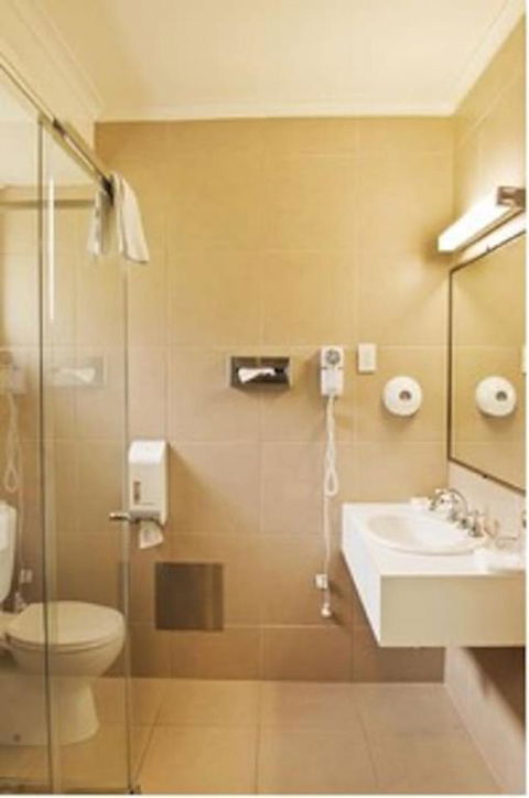 Classic Twin Bed Room 1 In Oakleigh - Darwin Tourism 4