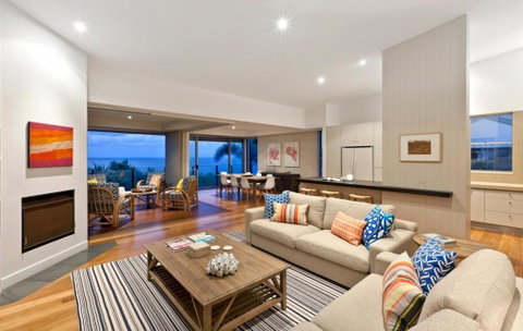 Spacious With Surf Views Sunshine Beach - Darwin Tourism 1