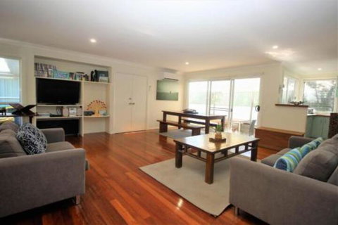 MAGIC BEACH HOUSE PET FRIENDLY - Darwin Tourism 6