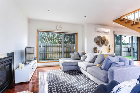 Rye Beach Executive Style - Darwin Tourism 3