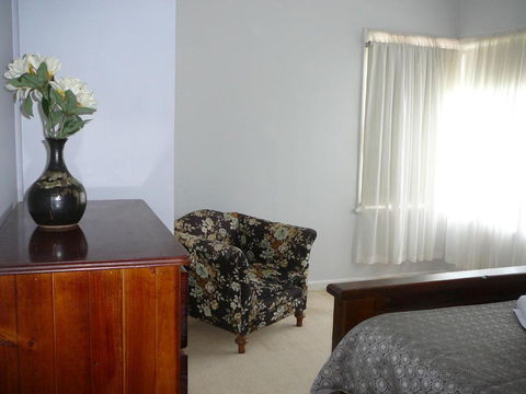 BEACHPOINT COTTAGE - Darwin Tourism 6