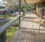 Centre Street 10 Lake Tabourie - Darwin Tourism