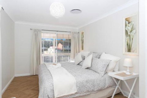Macleay Street 23 Narrawallee - Darwin Tourism 4